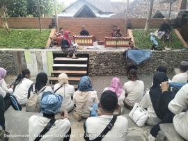Pokdarwis dan Deswita Visit Karangrejek